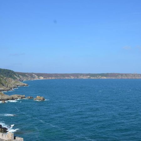 Bleu Outremer Сен-Каст-ле-Гильдо Экстерьер фото